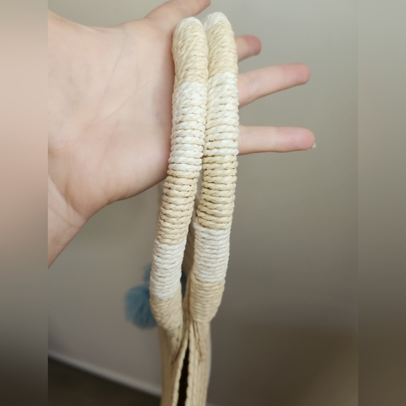 Altru Straw Purse - Picture 6 of 10